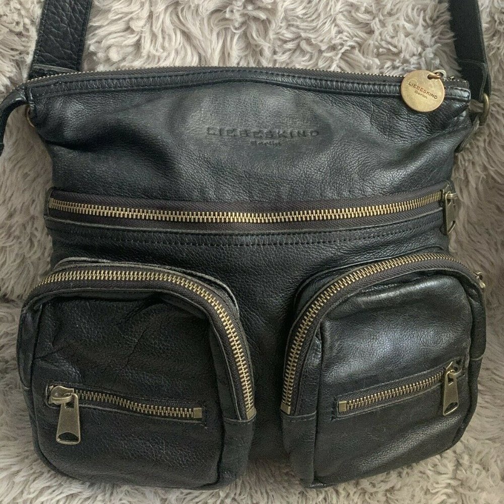 LIEBESKIND Berlin "Anny" Safari Messenger Pebble Leather Crossbody Shoulder Bag